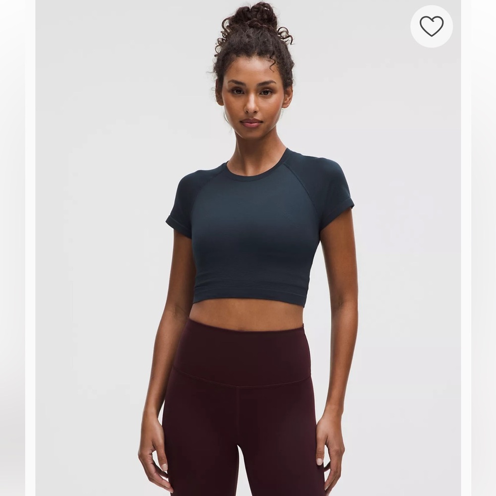 NWT Lululemon Women's Black Crop Top swiftly tech cropped 2.0 short sleeve